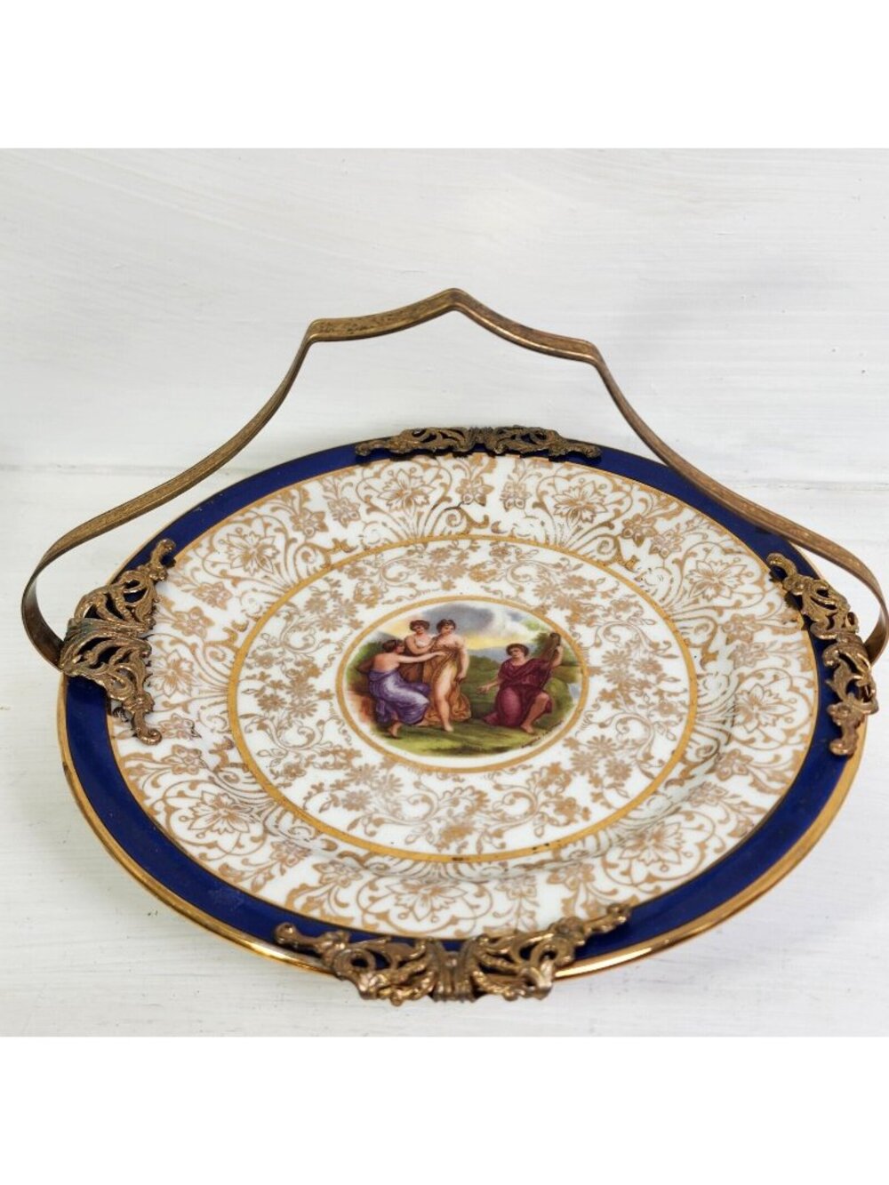 Syracuse Plate Handled Serving Dish 7.5" filligree gold basket Angelica Kauffman